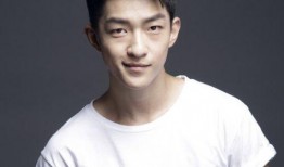 娱乐圈吃瓜爆料宋亚轩,娱乐圈风云再起，揭秘他的神秘生活